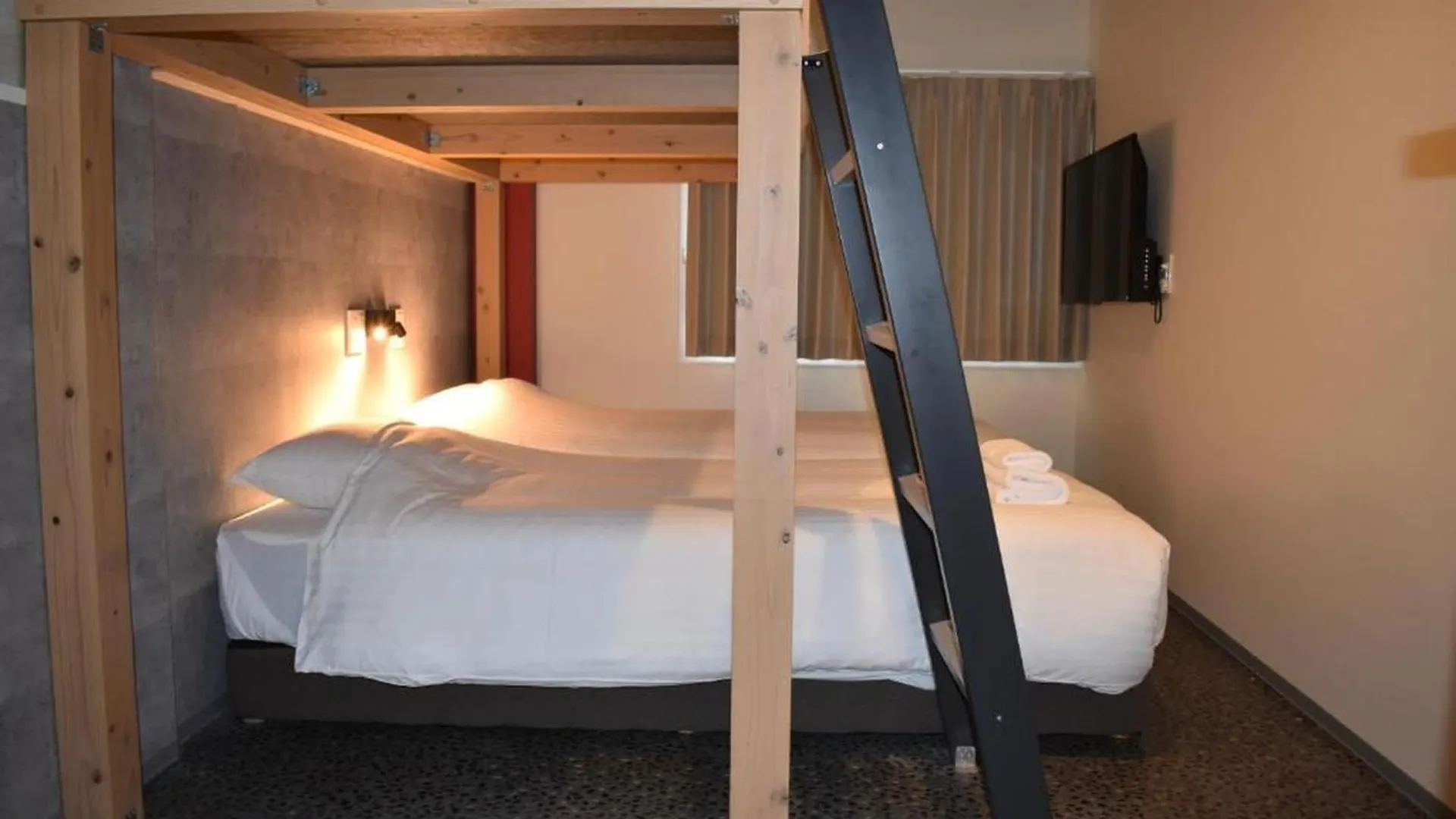 Guest house Shinsaibashi House Hotel Osaka