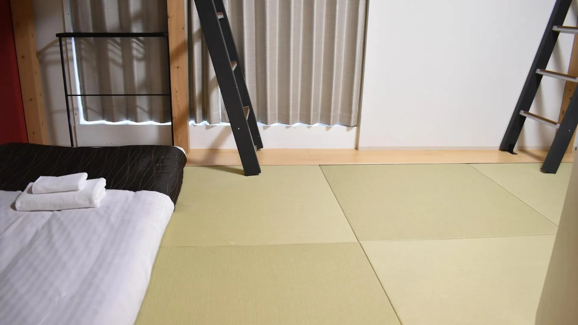Shinsaibashi House Hotel Osaka Guest house