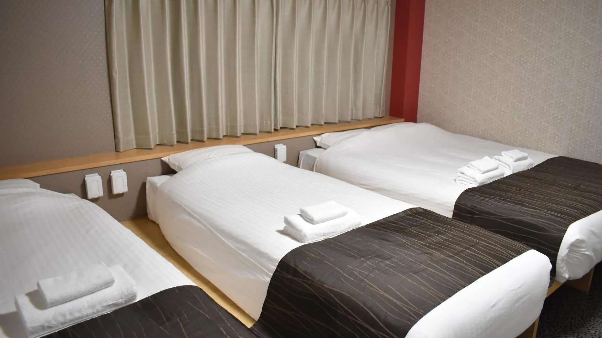 Shinsaibashi House Hotel Osaka